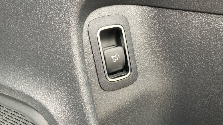 Mercedes-Benz CLA 200 AMG Line Premium Plus 4dr Tip Auto Petrol Saloon